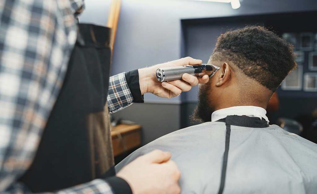 Does Choice of Haircut Matter for MMA?